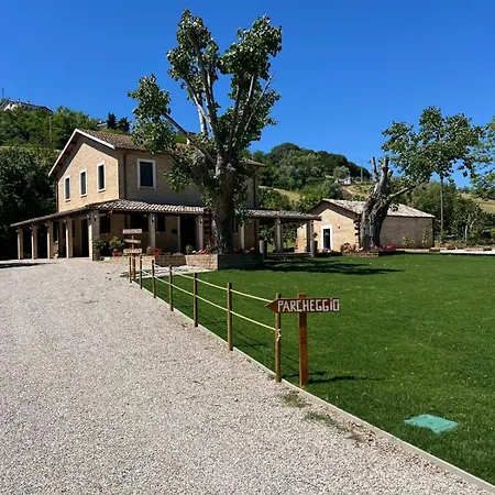 Casale Corneli 3* Silvi Paese