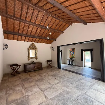 Nocleg ze śniadaniem Casale Corneli Silvi Paese