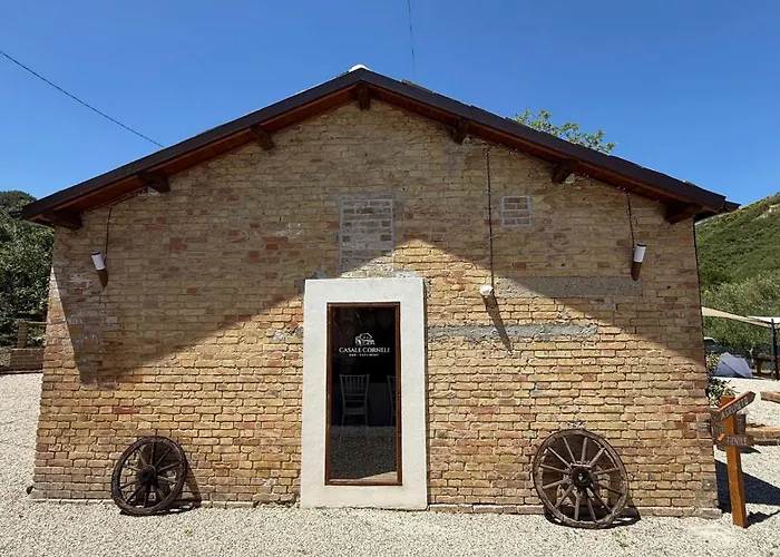 Casale Corneli Alojamento de Acomodação e Pequeno-almoço Silvi Paese