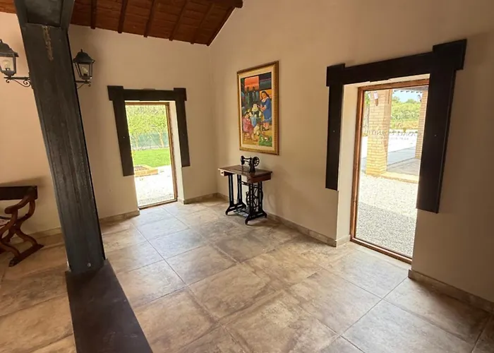 Casale Corneli Silvi Paese